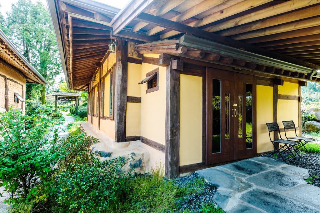 Kasan Tobang Hostel Σεογκουίπο Εξωτερικό φωτογραφία