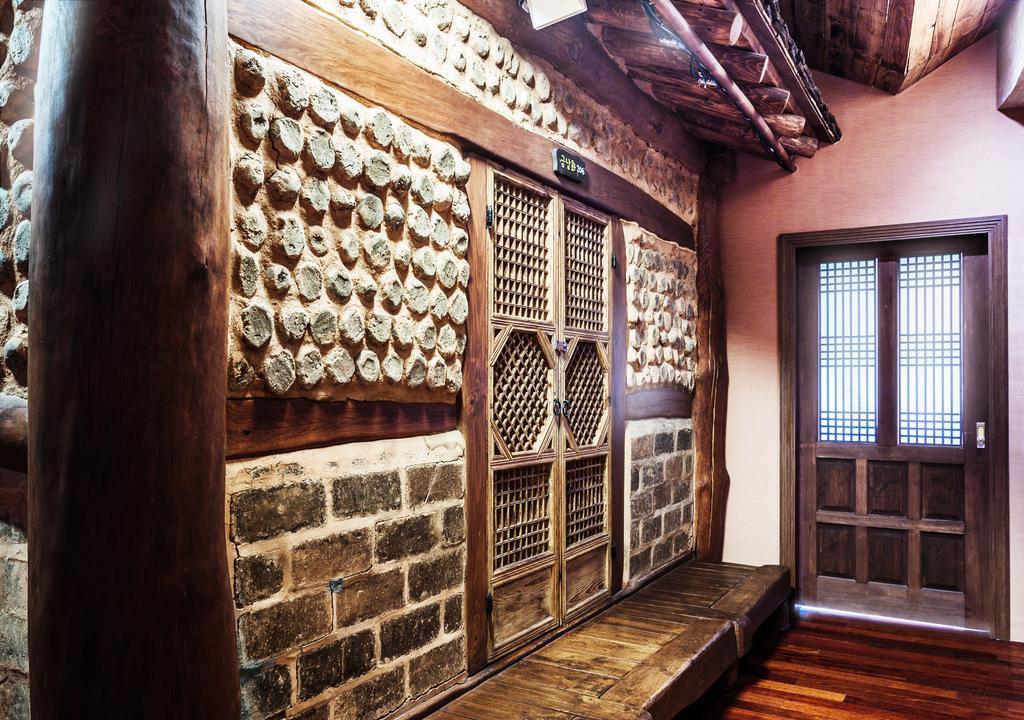 Kasan Tobang Hostel Σεογκουίπο Εξωτερικό φωτογραφία