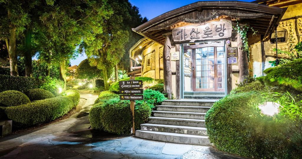 Kasan Tobang Hostel Σεογκουίπο Εξωτερικό φωτογραφία