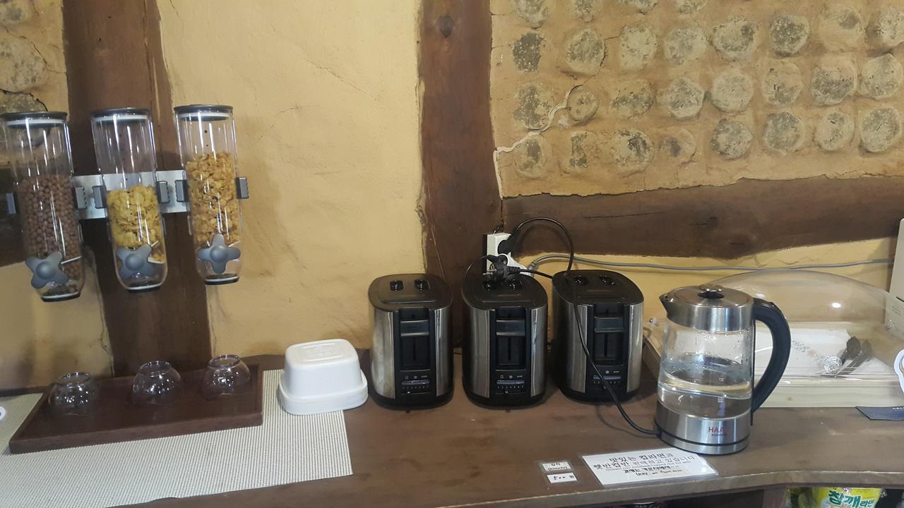 Kasan Tobang Hostel Σεογκουίπο Εξωτερικό φωτογραφία