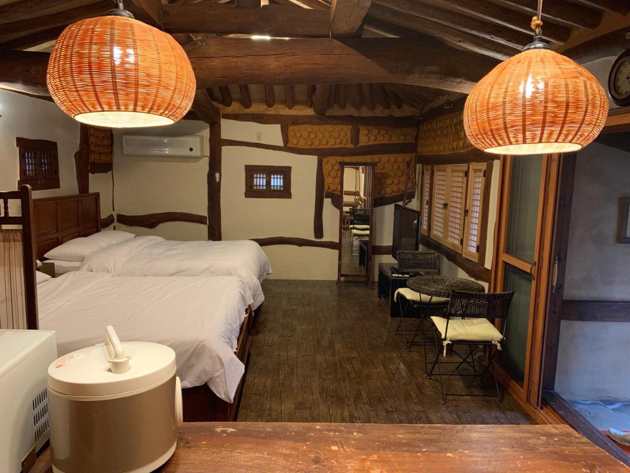Kasan Tobang Hostel Σεογκουίπο Εξωτερικό φωτογραφία